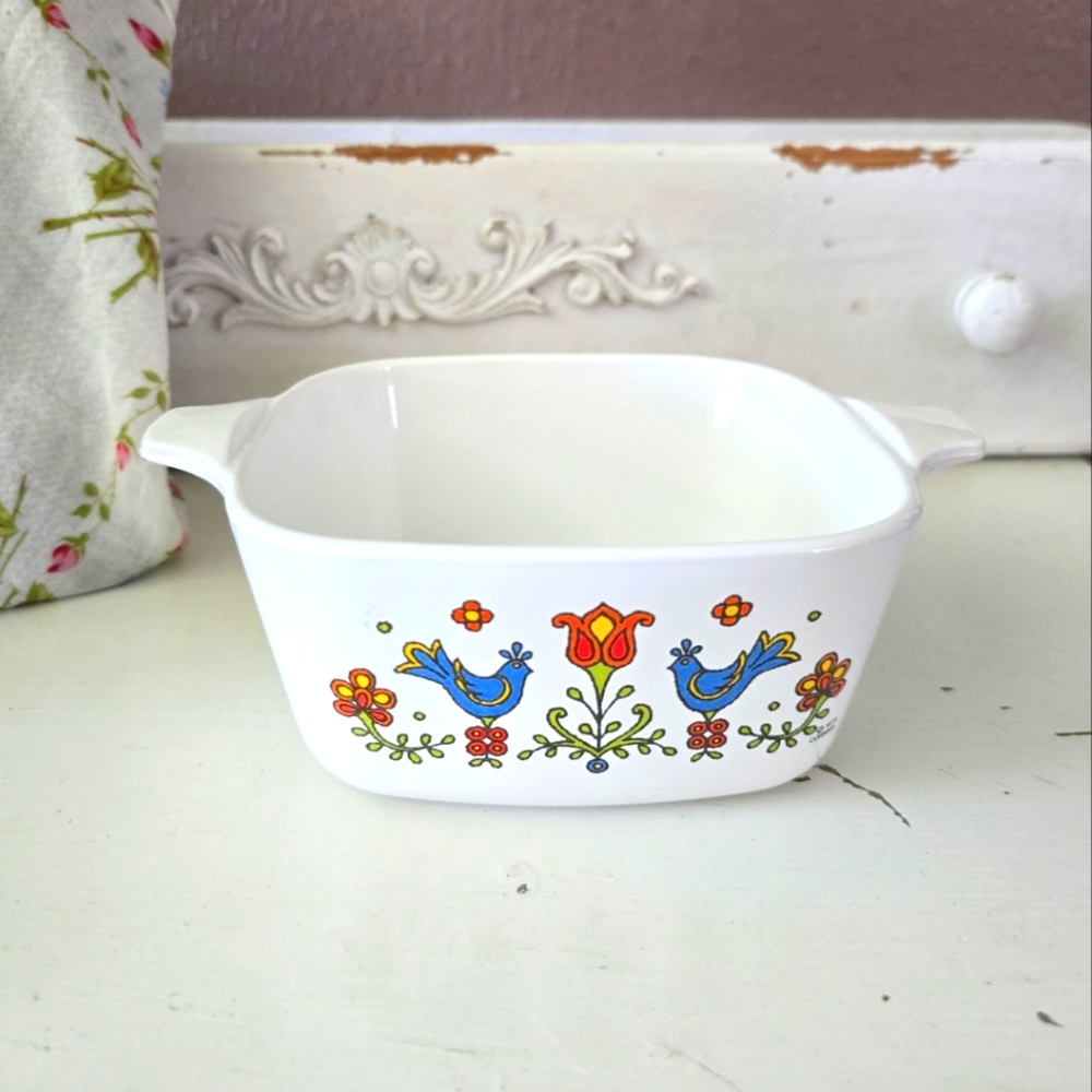 Vtg Corningware Country Festival Casserole - Picture 1 of 2